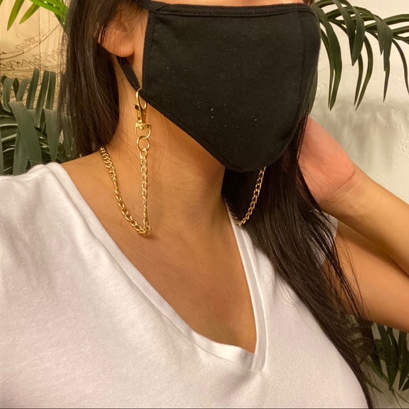 18k Gold Plated Curb Mask Chain - Picture 2 of 9